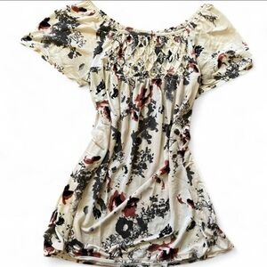 Maurice’s Floral Women's Top with Chest Design
